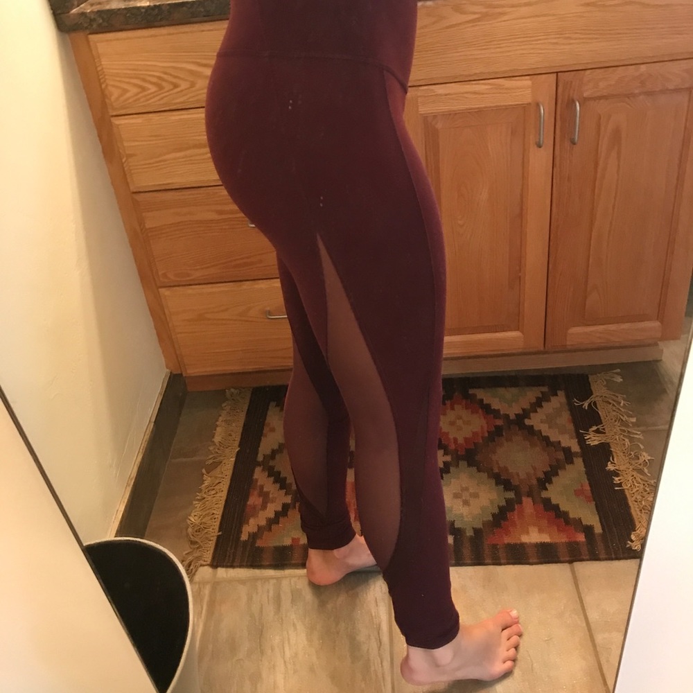 Lulu Lemon Maroon Leggings